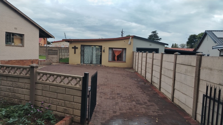 3 Bedroom Property for Sale in Witbank Ext 16 Mpumalanga