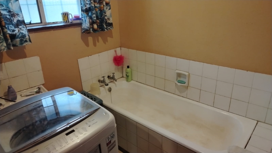 3 Bedroom Property for Sale in Witbank Ext 16 Mpumalanga