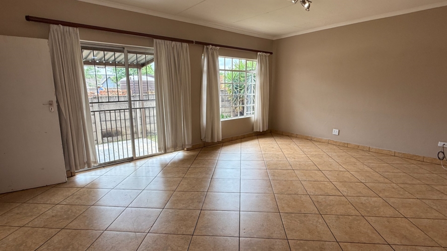 2 Bedroom Property for Sale in Middelburg Central Mpumalanga