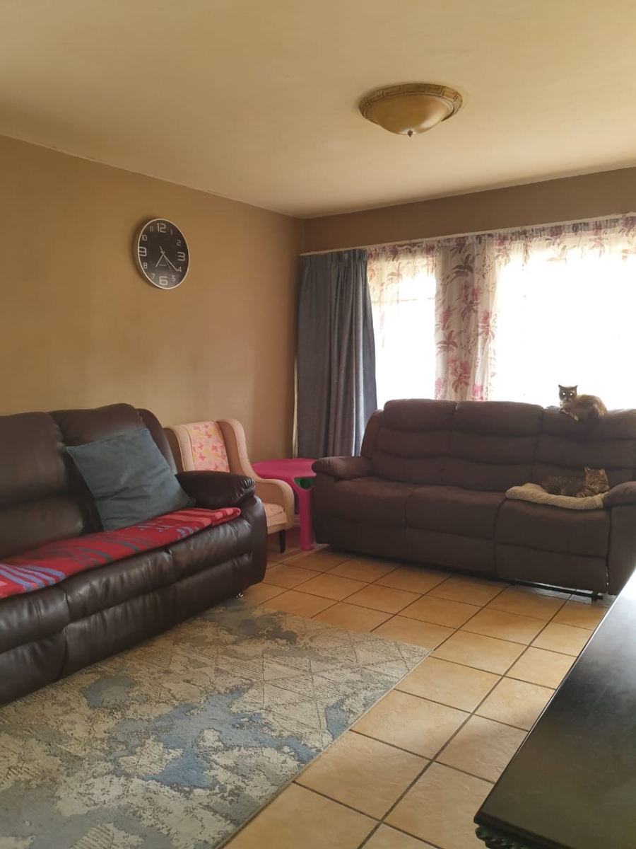 3 Bedroom Property for Sale in Ben Fleur Mpumalanga
