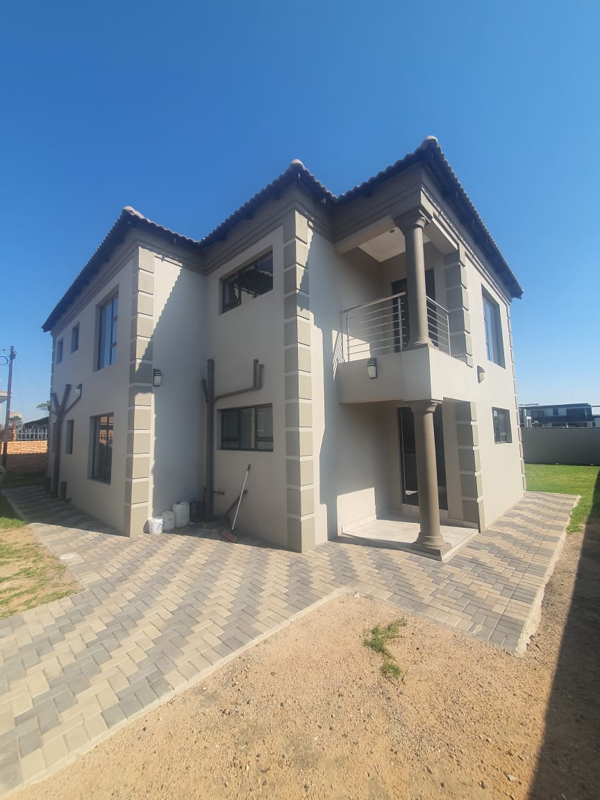 5 Bedroom Property for Sale in Reyno Ridge Mpumalanga