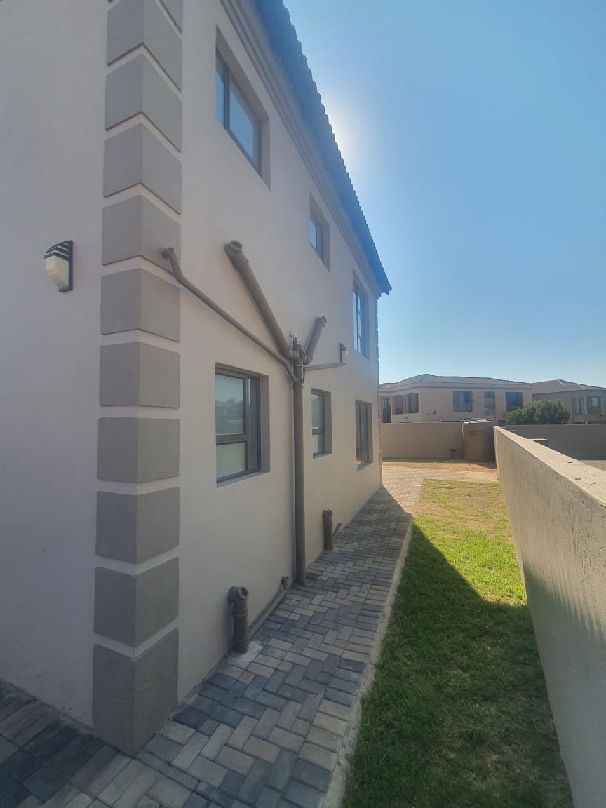 5 Bedroom Property for Sale in Reyno Ridge Mpumalanga