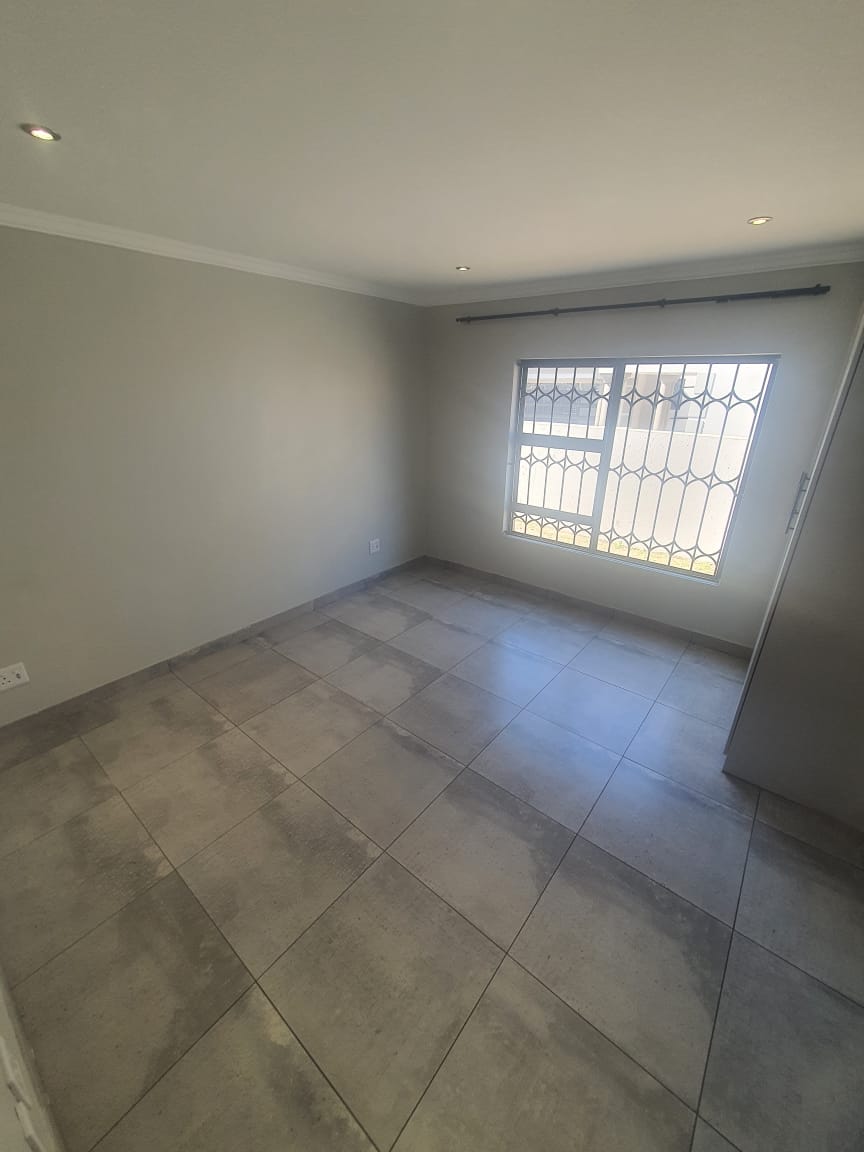 5 Bedroom Property for Sale in Reyno Ridge Mpumalanga