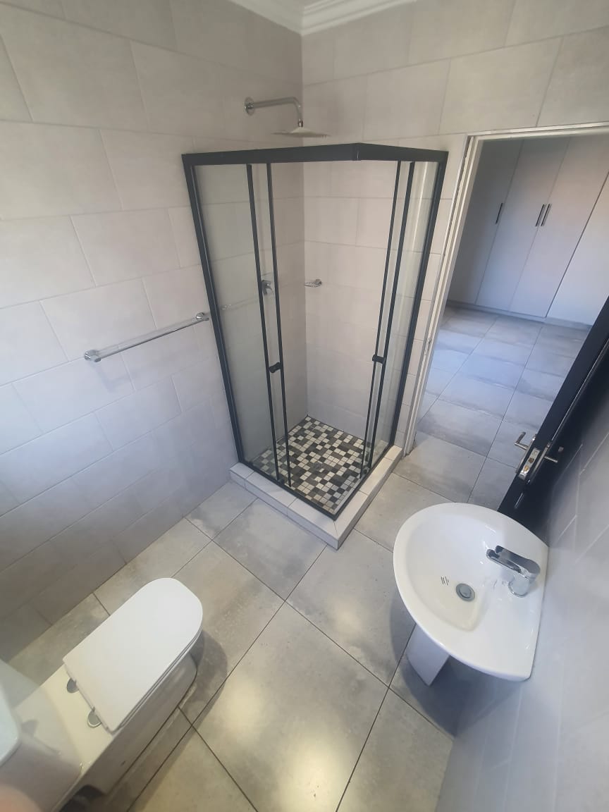 5 Bedroom Property for Sale in Reyno Ridge Mpumalanga