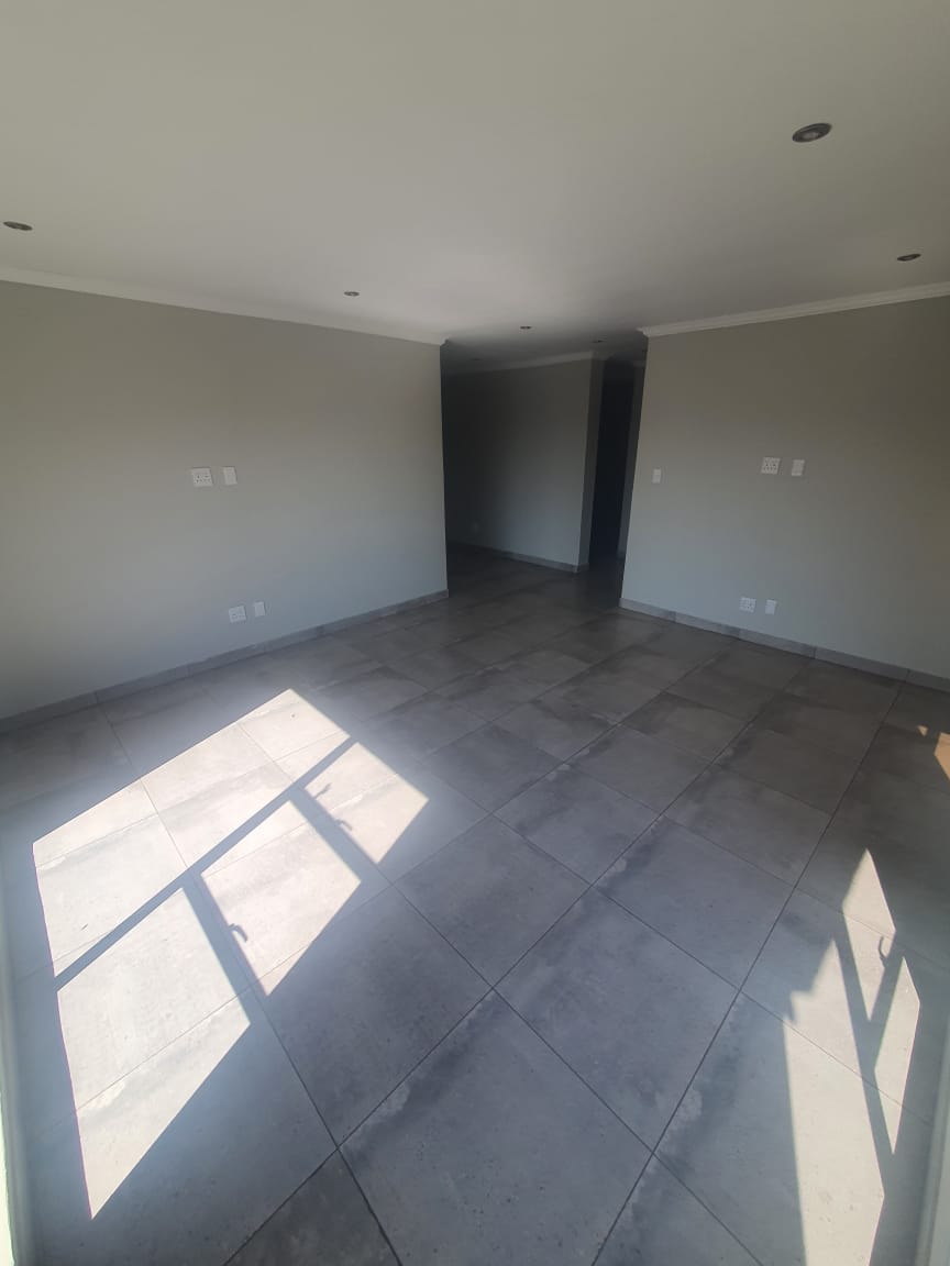 5 Bedroom Property for Sale in Reyno Ridge Mpumalanga