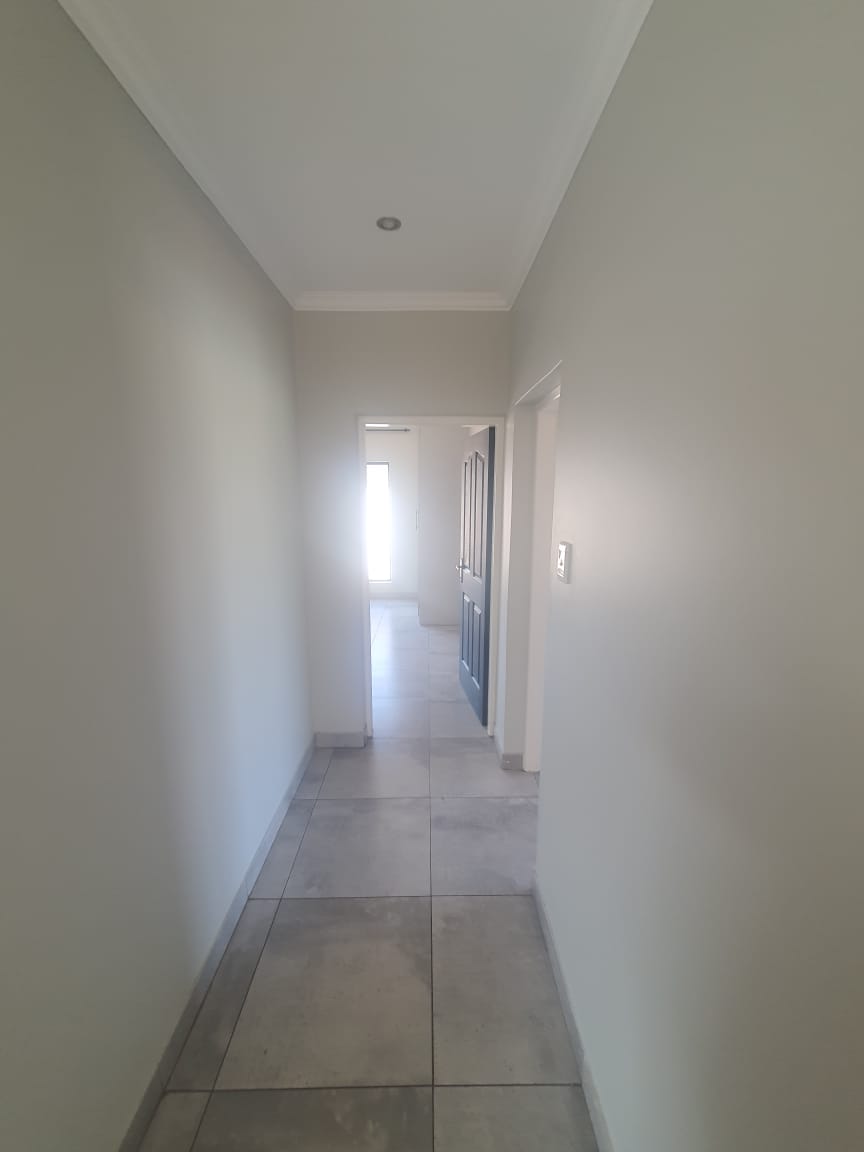 5 Bedroom Property for Sale in Reyno Ridge Mpumalanga