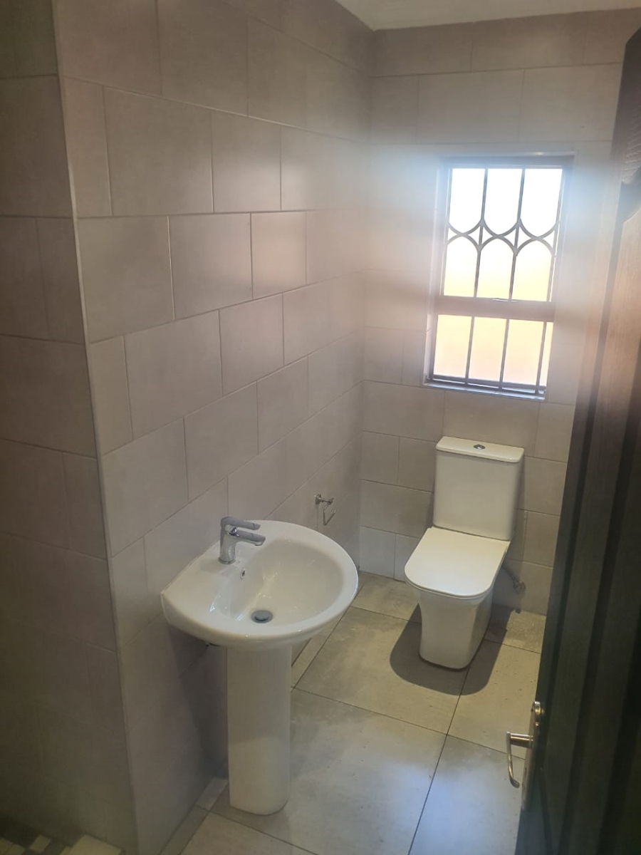 5 Bedroom Property for Sale in Reyno Ridge Mpumalanga