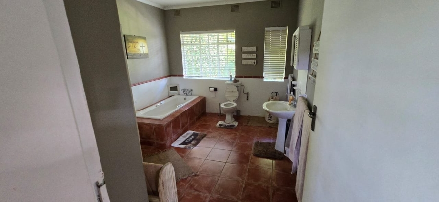 To Let  Bedroom Property for Rent in White River Rural Mpumalanga
