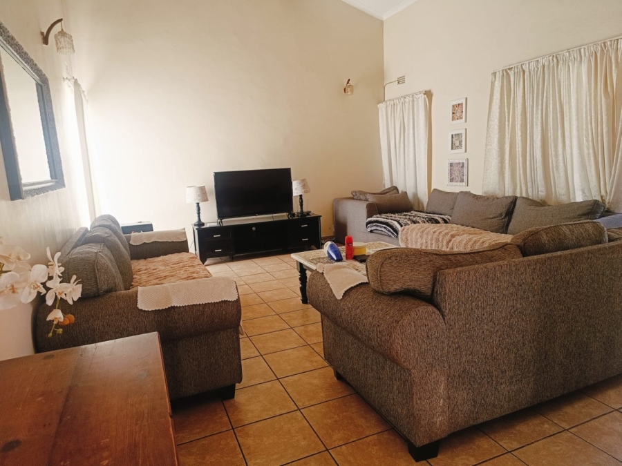 To Let 3 Bedroom Property for Rent in Reyno Ridge Mpumalanga