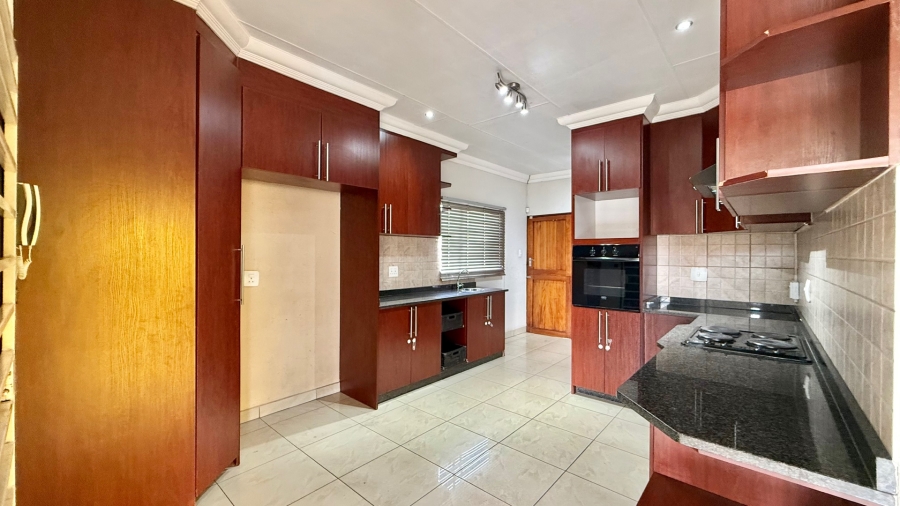 To Let 4 Bedroom Property for Rent in Aerorand Mpumalanga