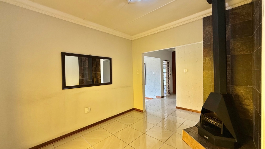 To Let 4 Bedroom Property for Rent in Aerorand Mpumalanga