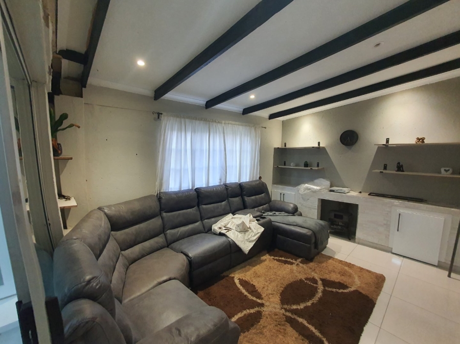 To Let 3 Bedroom Property for Rent in Model Park Mpumalanga