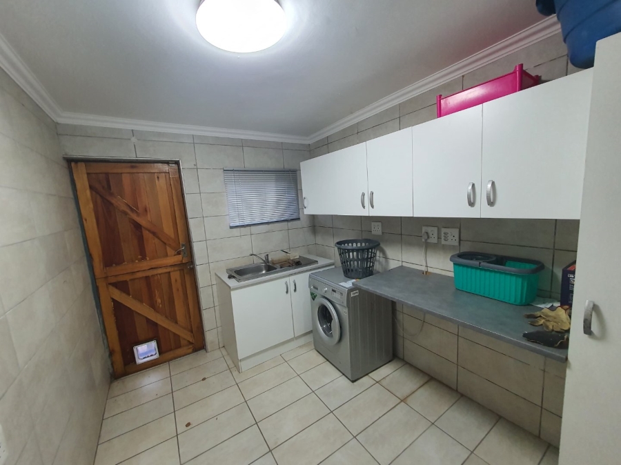 To Let 3 Bedroom Property for Rent in Model Park Mpumalanga