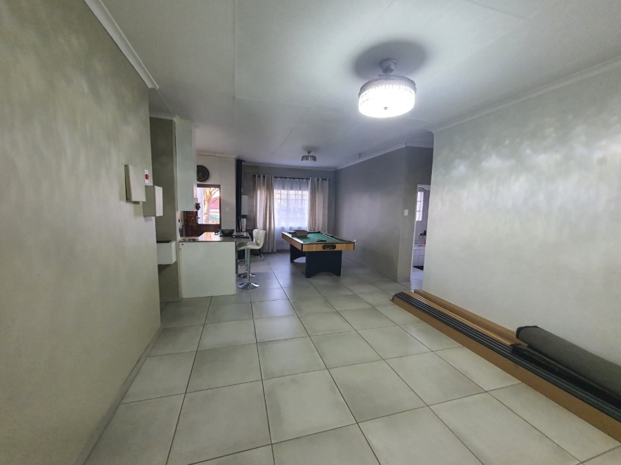 To Let 3 Bedroom Property for Rent in Model Park Mpumalanga