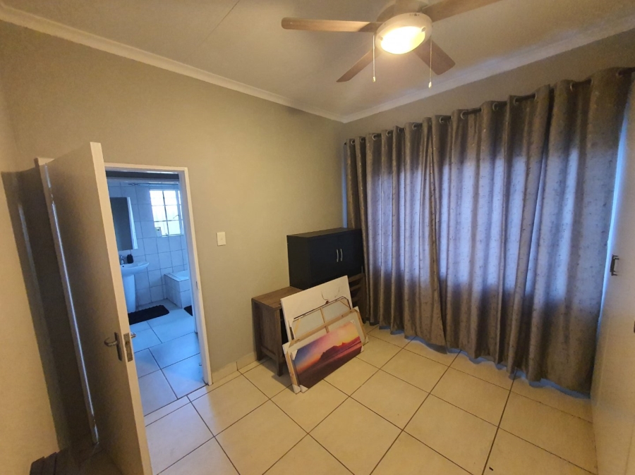 To Let 3 Bedroom Property for Rent in Model Park Mpumalanga