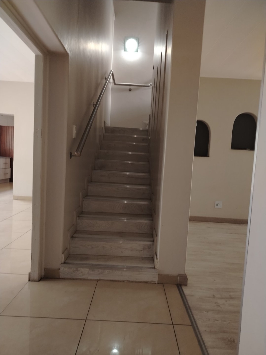 To Let 4 Bedroom Property for Rent in Model Park Mpumalanga