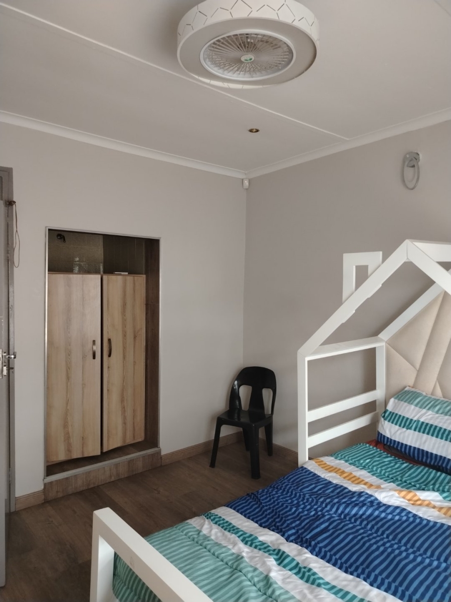 To Let 4 Bedroom Property for Rent in Model Park Mpumalanga