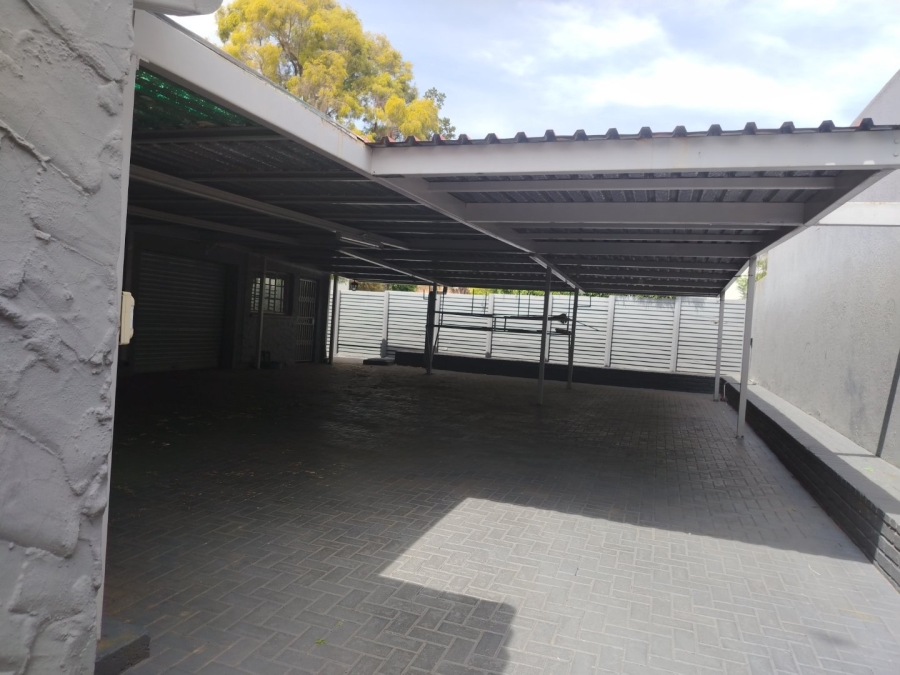 To Let 4 Bedroom Property for Rent in Model Park Mpumalanga
