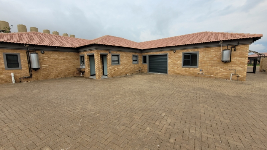 To Let 5 Bedroom Property for Rent in Delmas West Mpumalanga