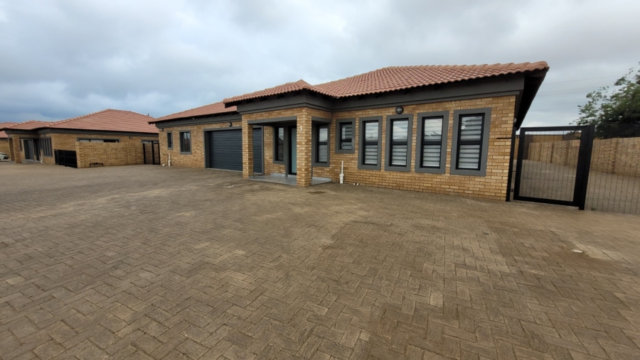 To Let 5 Bedroom Property for Rent in Delmas West Mpumalanga