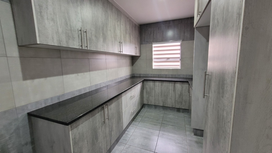 To Let 5 Bedroom Property for Rent in Delmas West Mpumalanga