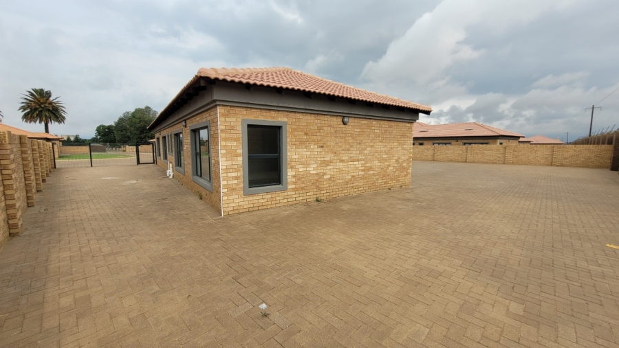 To Let 5 Bedroom Property for Rent in Delmas West Mpumalanga
