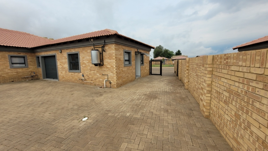 To Let 5 Bedroom Property for Rent in Delmas West Mpumalanga