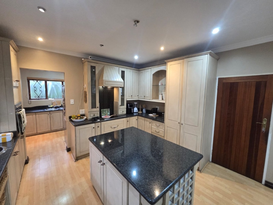 4 Bedroom Property for Sale in Witbank Ext 10 Mpumalanga