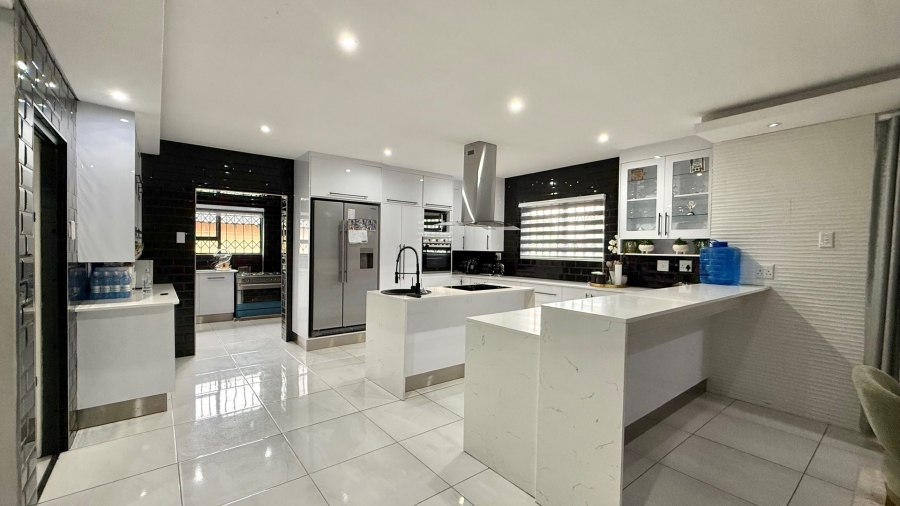 To Let 4 Bedroom Property for Rent in Aerorand Mpumalanga