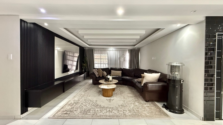 To Let 4 Bedroom Property for Rent in Aerorand Mpumalanga