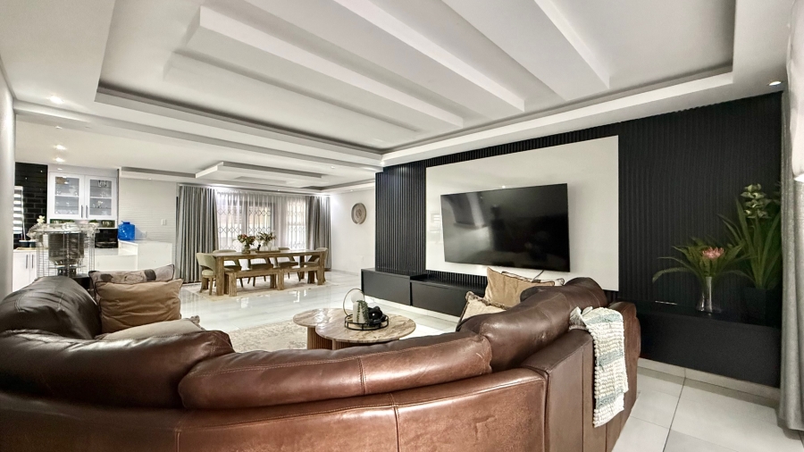 To Let 4 Bedroom Property for Rent in Aerorand Mpumalanga