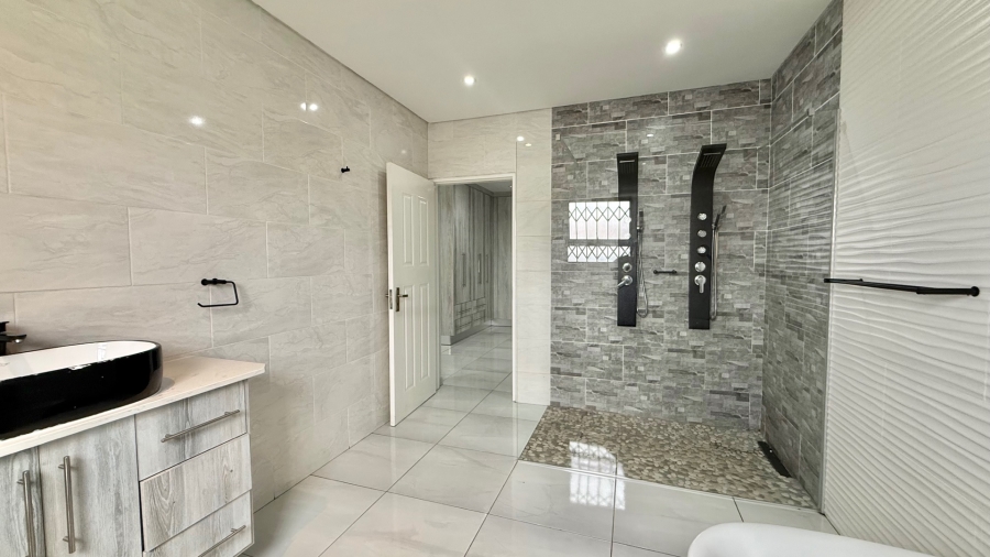 To Let 4 Bedroom Property for Rent in Aerorand Mpumalanga