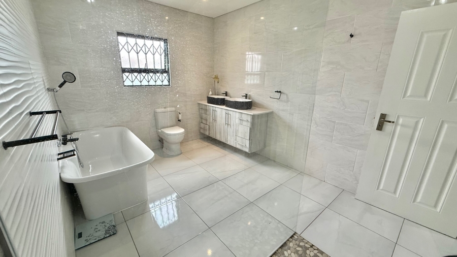 To Let 4 Bedroom Property for Rent in Aerorand Mpumalanga