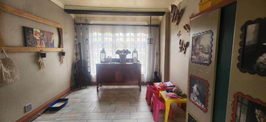 5 Bedroom Property for Sale in Flora Park Mpumalanga