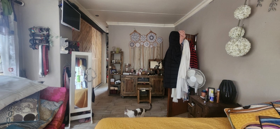 5 Bedroom Property for Sale in Flora Park Mpumalanga