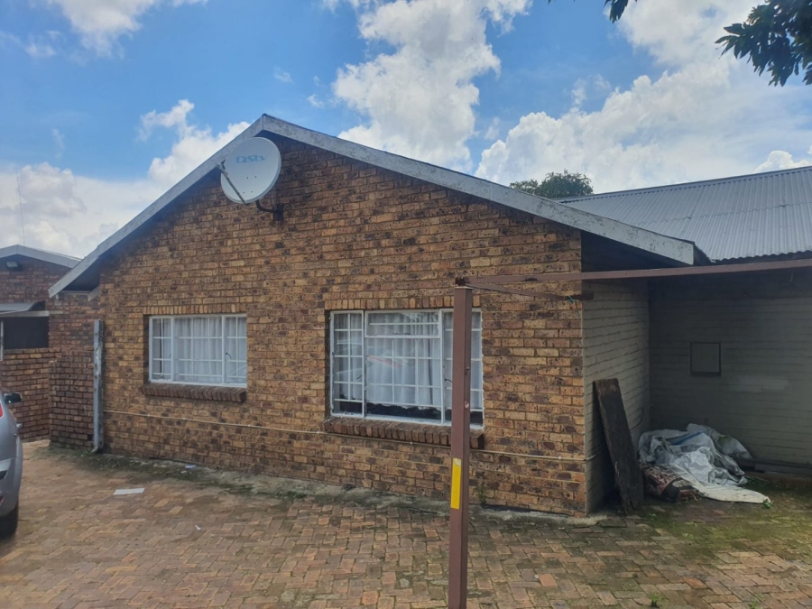 To Let 3 Bedroom Property for Rent in Witbank Ext 16 Mpumalanga