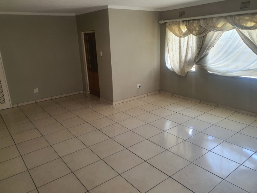 To Let 3 Bedroom Property for Rent in Witbank Ext 16 Mpumalanga