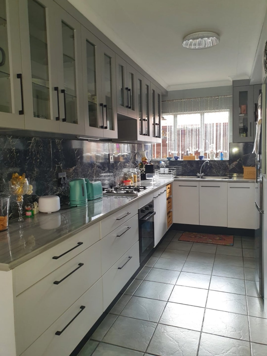 To Let 3 Bedroom Property for Rent in Reyno Ridge Mpumalanga