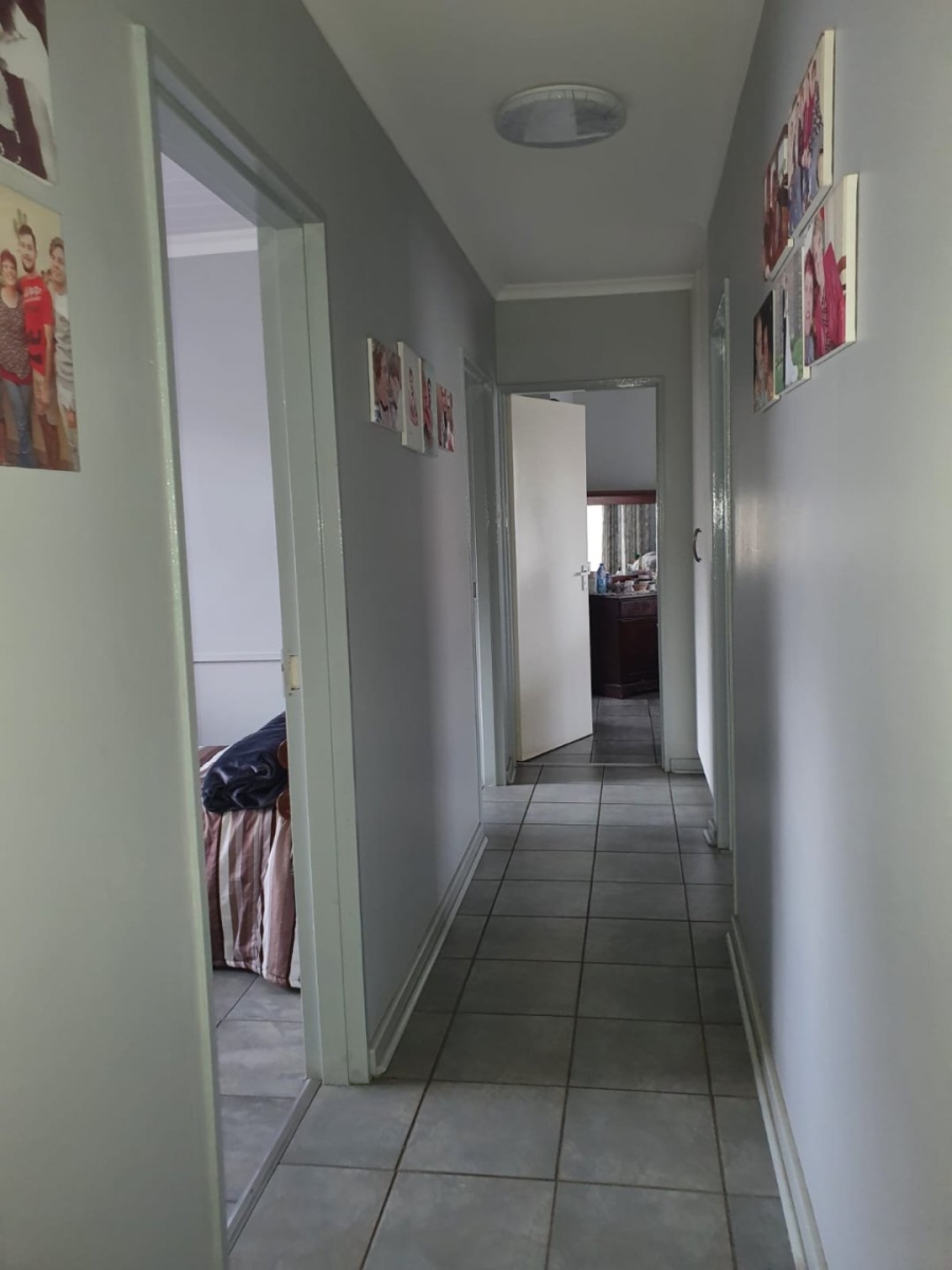 To Let 3 Bedroom Property for Rent in Reyno Ridge Mpumalanga