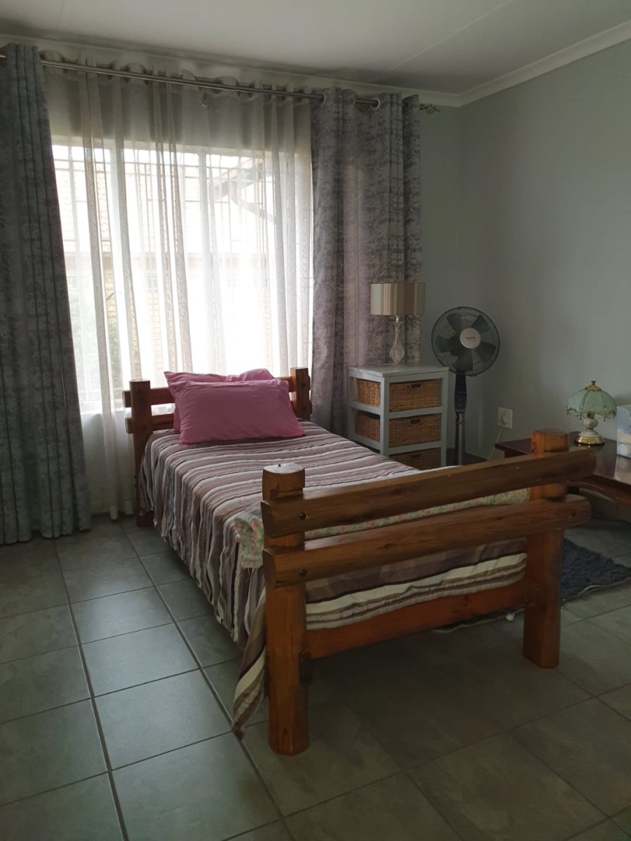 To Let 3 Bedroom Property for Rent in Reyno Ridge Mpumalanga