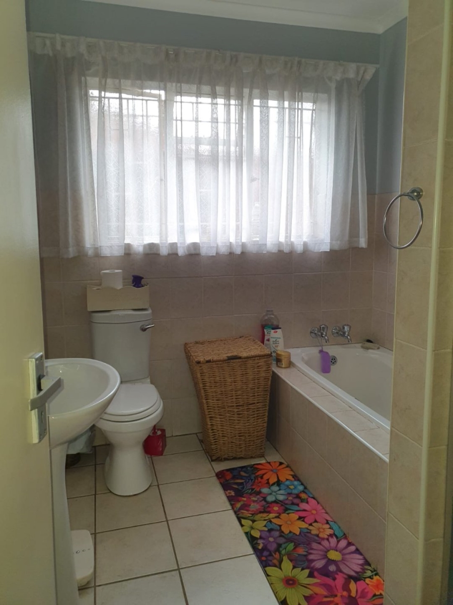 To Let 3 Bedroom Property for Rent in Reyno Ridge Mpumalanga