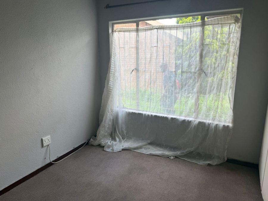 To Let 2 Bedroom Property for Rent in Witbank Ext 12 Mpumalanga