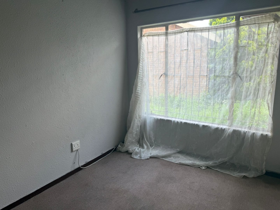 To Let 2 Bedroom Property for Rent in Witbank Ext 12 Mpumalanga