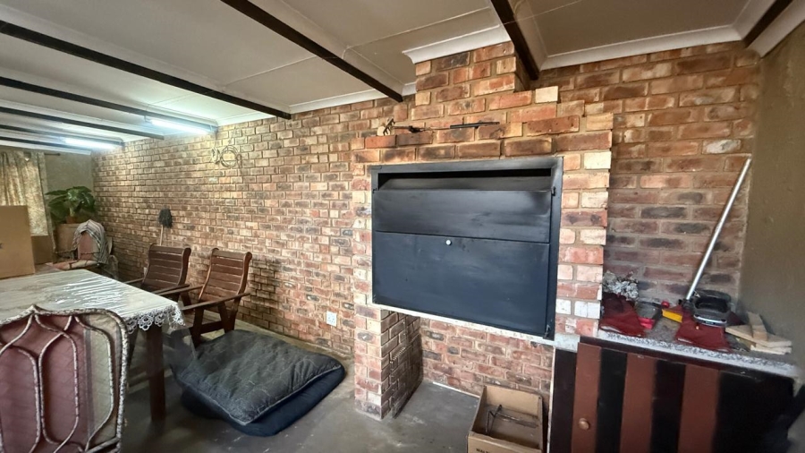 4 Bedroom Property for Sale in Gholfsig Mpumalanga