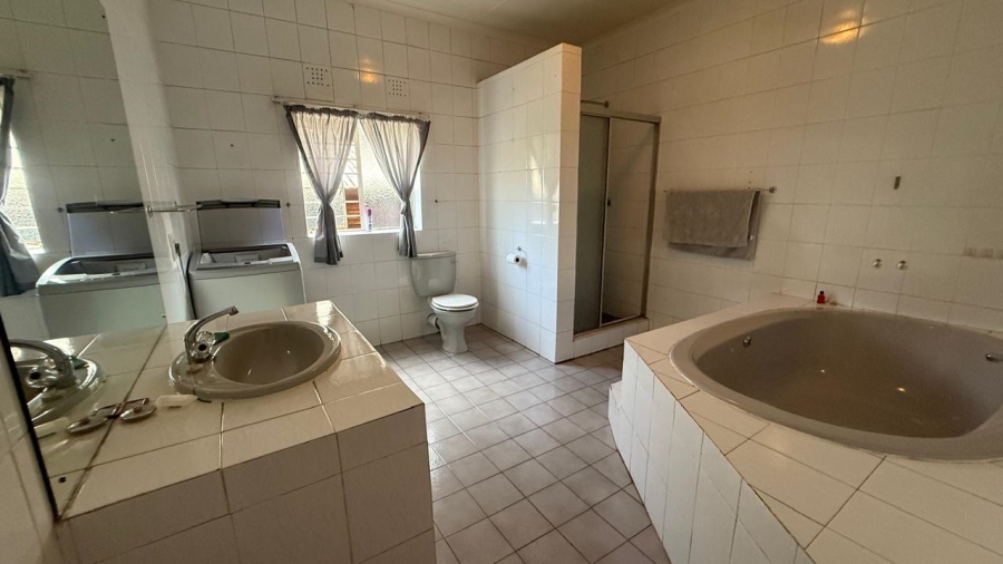 4 Bedroom Property for Sale in Gholfsig Mpumalanga