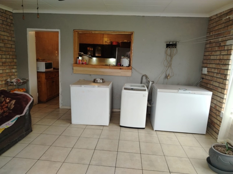 3 Bedroom Property for Sale in Witbank Ext 16 Mpumalanga