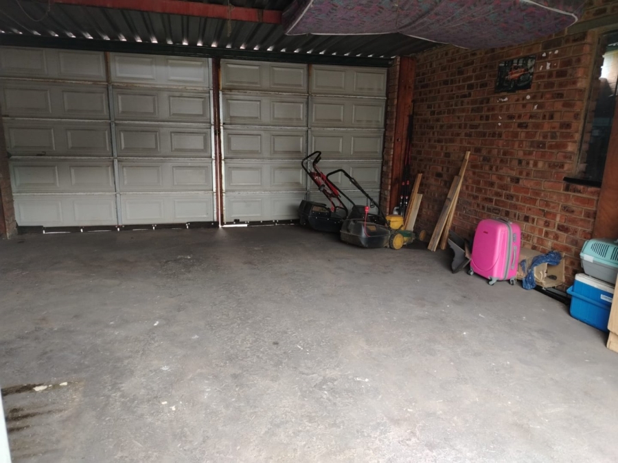 3 Bedroom Property for Sale in Witbank Ext 16 Mpumalanga