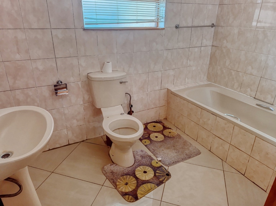 4 Bedroom Property for Sale in White River Ext 49 Mpumalanga