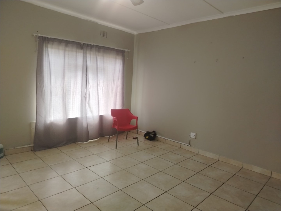 To Let 4 Bedroom Property for Rent in Witbank Ext 16 Mpumalanga