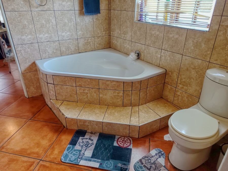 3 Bedroom Property for Sale in White River Ext 49 Mpumalanga